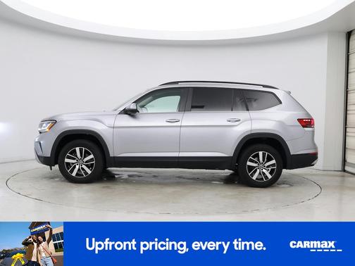 Silver 2022 Volkswagen Atlas SE