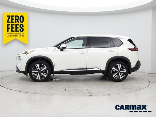 White 2023 Nissan Rogue SL