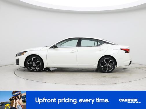 2023 Nissan Altima SR