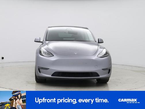 Silver 2024 Tesla Model Y Long Range