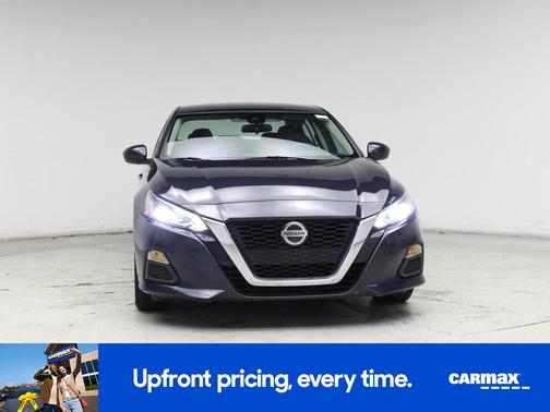 2022 Nissan Altima SV