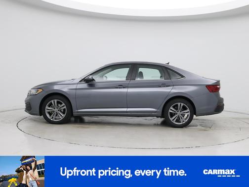 Gray 2024 Volkswagen Jetta SE