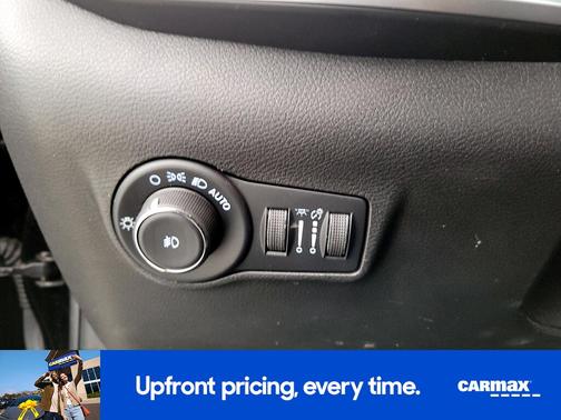 Black 2022 Jeep Compass Latitude