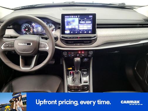 Black 2022 Jeep Compass Latitude