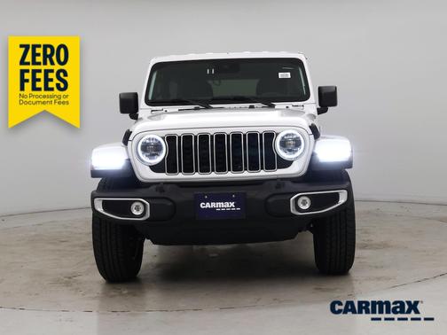 White 2025 Jeep Wrangler Sahara