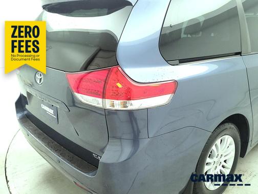 Blue 2014 Toyota Sienna XLE