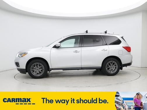 2017 Nissan Pathfinder S