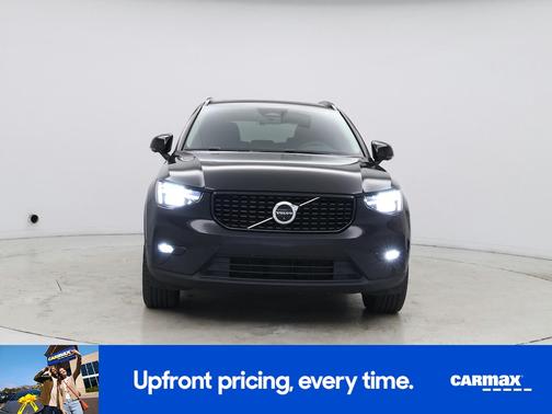 Black 2023 Volvo XC40 B5 Ultimate Dark Theme