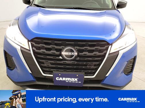 Blue 2023 Nissan Kicks SV