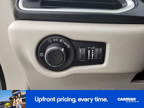 2020 Chrysler Voyager LXI