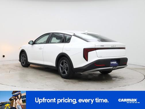 White 2025 Kia K4 LXS