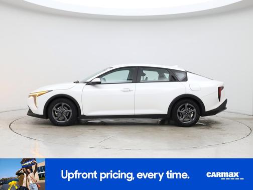 White 2025 Kia K4 LXS
