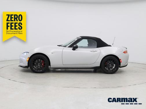 White 2016 Mazda MX-5 Miata Club