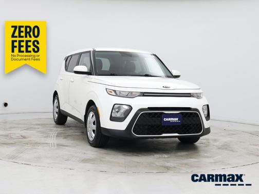 White 2021 Kia Soul LX