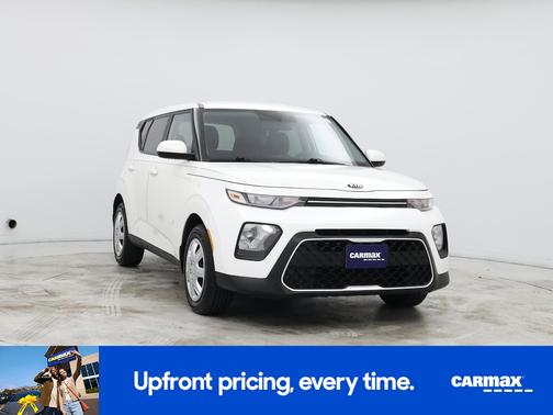 White 2021 Kia Soul LX