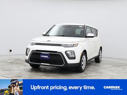 White 2021 Kia Soul LX