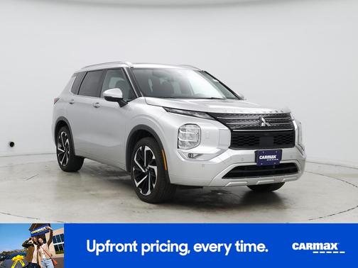Silver 2023 Mitsubishi Outlander SEL
