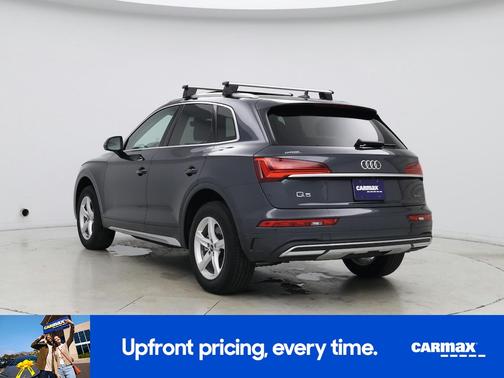 Gray 2024 Audi Q5 Premium