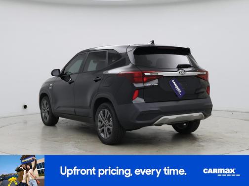 Black 2021 Kia Seltos LX