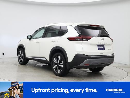 White 2023 Nissan Rogue SL