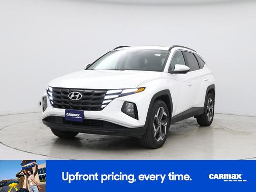 White 2023 Hyundai TUCSON SEL