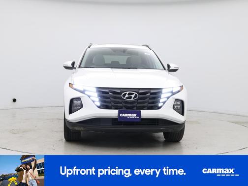 White 2023 Hyundai TUCSON SEL