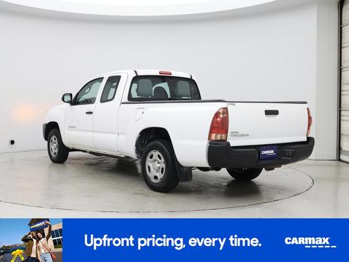 White 2015 Toyota Tacoma
