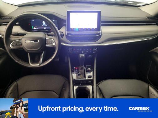 White 2022 Jeep Compass Limited