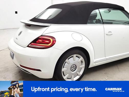 White 2019 Volkswagen Beetle SE