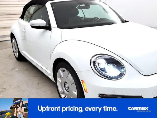 White 2019 Volkswagen Beetle SE
