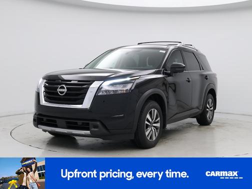 Black 2025 Nissan Pathfinder SL