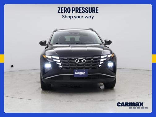 Black 2024 Hyundai TUCSON SEL