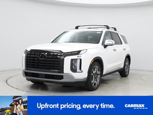 White 2023 Hyundai PALISADE SEL