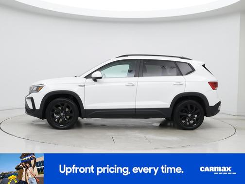 White 2024 Volkswagen Taos SE