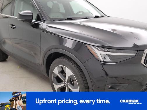 Black 2023 Volvo XC40 B5 Plus Bright Theme
