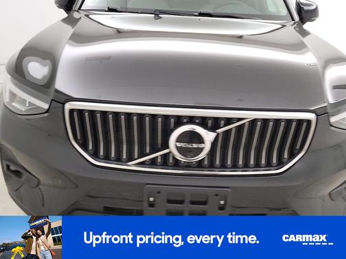 Black 2023 Volvo XC40 B5 Plus Bright Theme