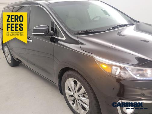 Black 2016 Kia Sedona SX