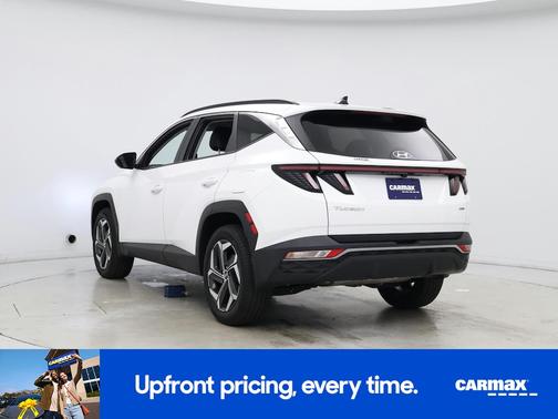 White 2023 Hyundai TUCSON SEL