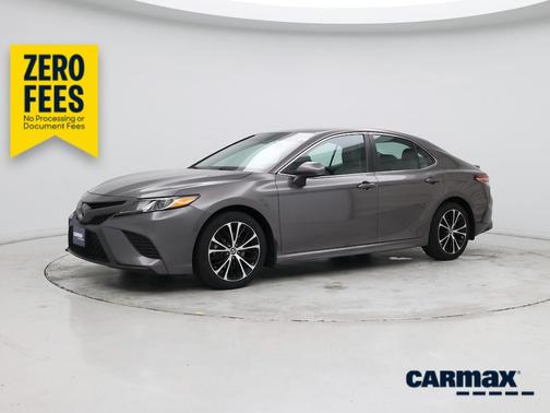 Gray 2019 Toyota Camry SE