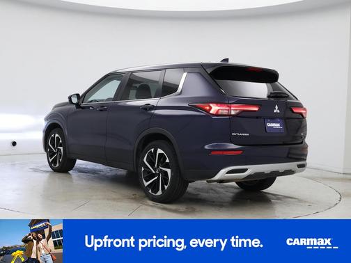 Blue 2024 Mitsubishi Outlander SE