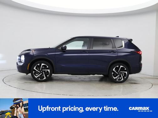 Blue 2024 Mitsubishi Outlander SE