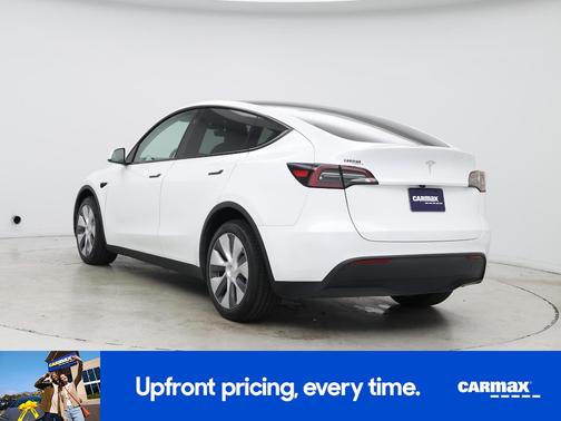 White 2024 Tesla Model Y Long Range