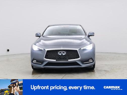 2017 INFINITI Q60 Premium