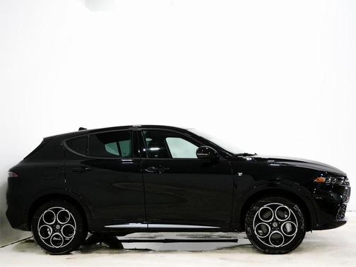 2024 Alfa Romeo Tonale Ti EAWD