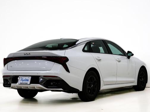 Snow White Pearl 2025 Kia K5 LXS