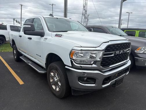 2024 RAM 2500 Big Horn Crew Cab 4x4 6'4' Box