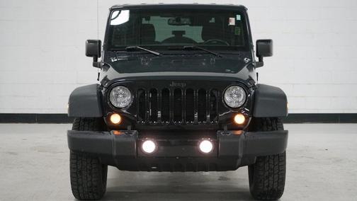 Photo 2 of 20 of 2016 Jeep Wrangler Sport