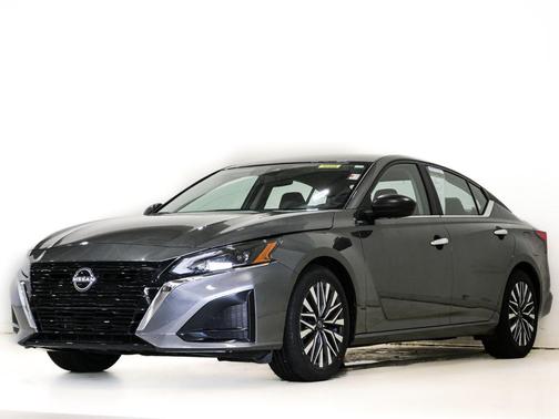 Gun Metallic 2025 Nissan Altima 2.5 SV