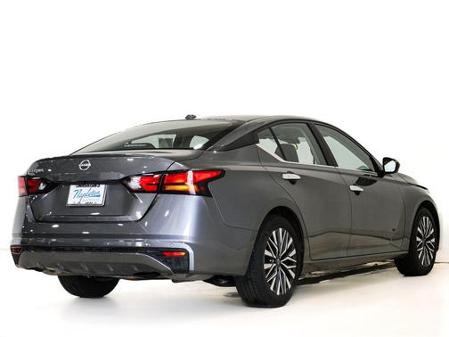 Gun Metallic 2025 Nissan Altima 2.5 SV