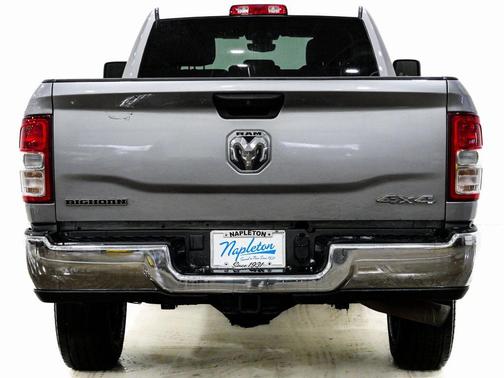 2024 RAM 2500 Big Horn Crew Cab 4x4 8' Box